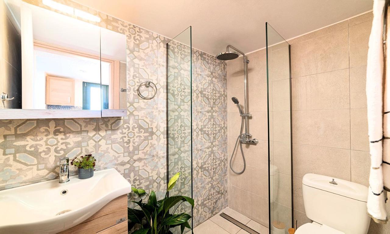 Istron Homes Εξωτερικό φωτογραφία